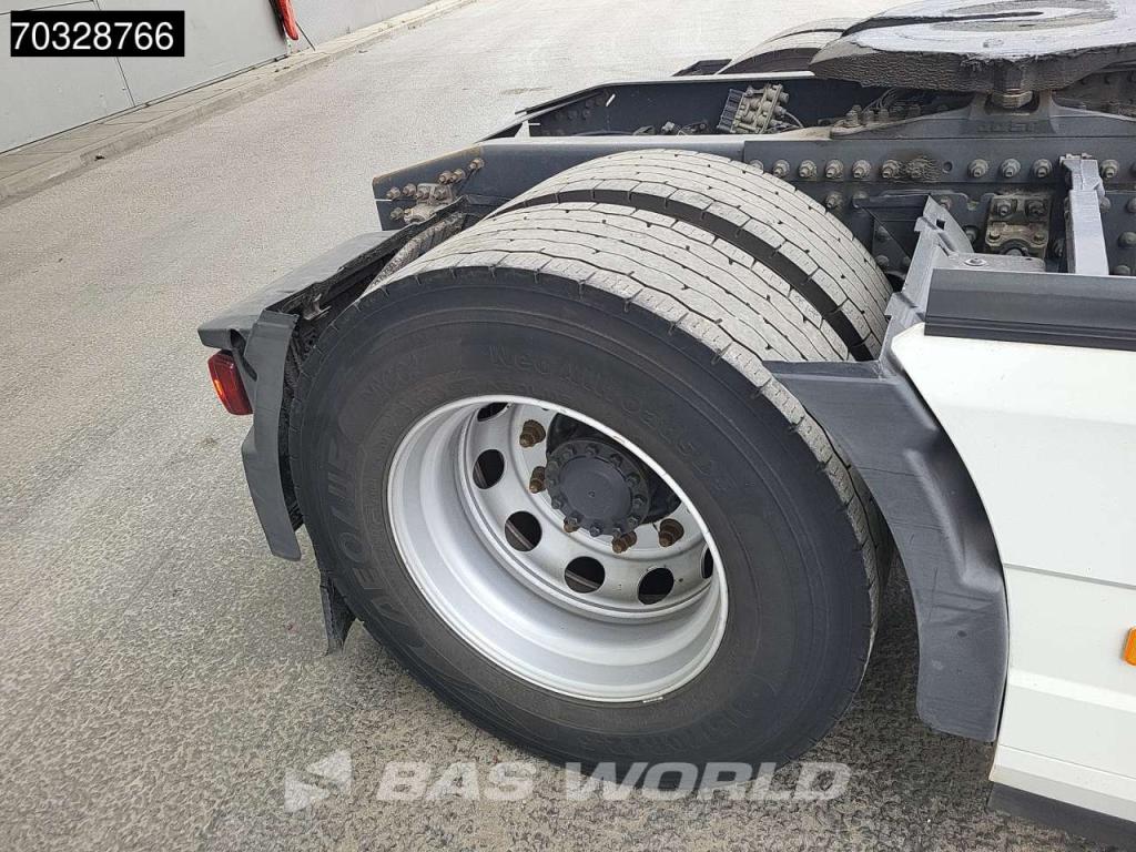 Volvo FH 500 4X2 XL 2xTanks Xenon I-ParkCool Leder Foto 13