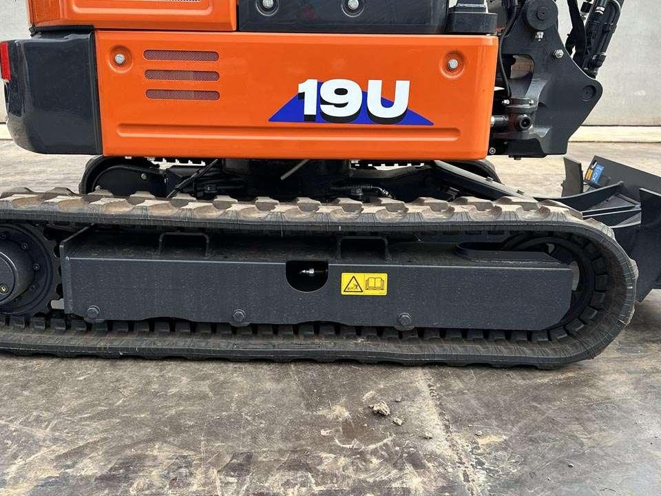 Hitachi ZX19U-2P Foto 4