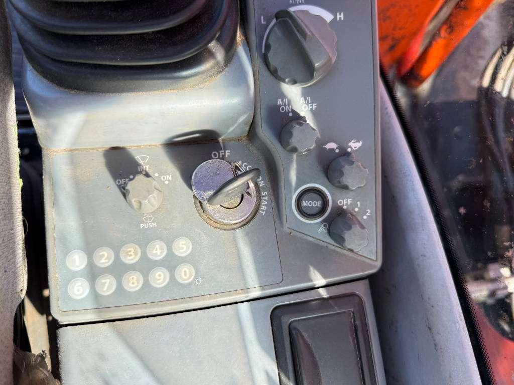 Hitachi ZX350LC-6 - Hammer Lines / Automatic Greasing Foto 13