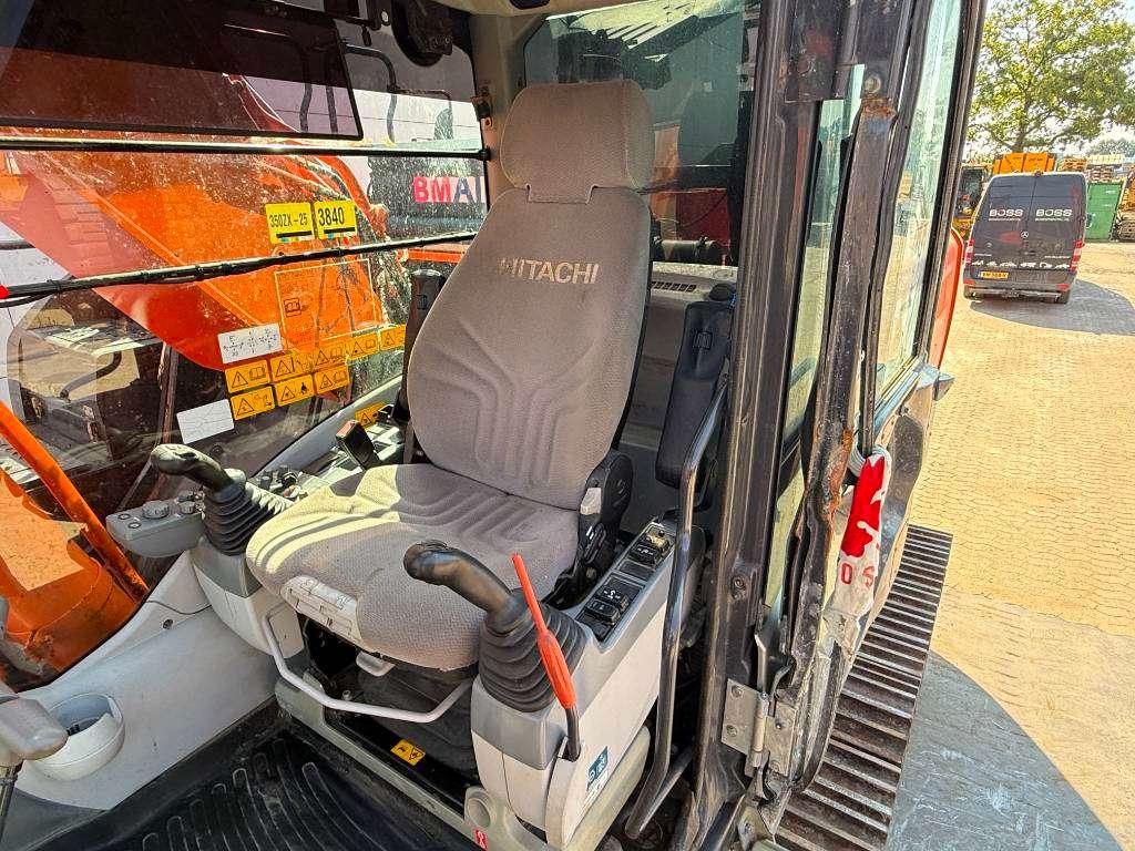 Hitachi ZX350LC-6 - Hammer Lines / Automatic Greasing Foto 8