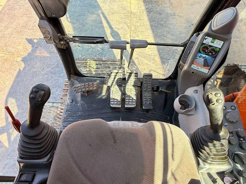 Hitachi ZX350LC-6 - Hammer Lines / Automatic Greasing Foto 9