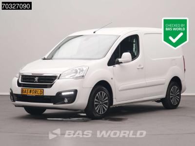 Peugeot Partner 100pk Automaat L1H1 Airco Cruise Camera Parkeersensoren v+a Velgen Euro6 L1 Kompakt A/C Cru vendida por BAS World B.V.