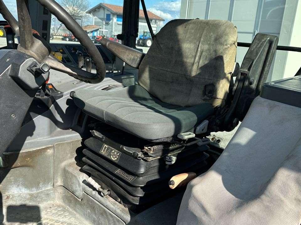 Ford 8240 4x4 Foto 10