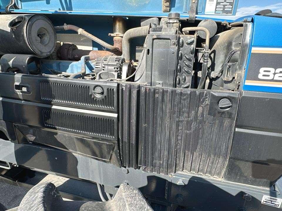 Ford 8240 4x4 Foto 7