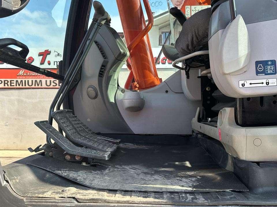 Hitachi ZX300LCNT-6 Foto 14