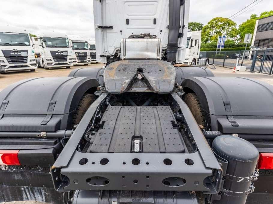 Mercedes-Benz ACTROS 2646 LS + HYDR. Foto 9