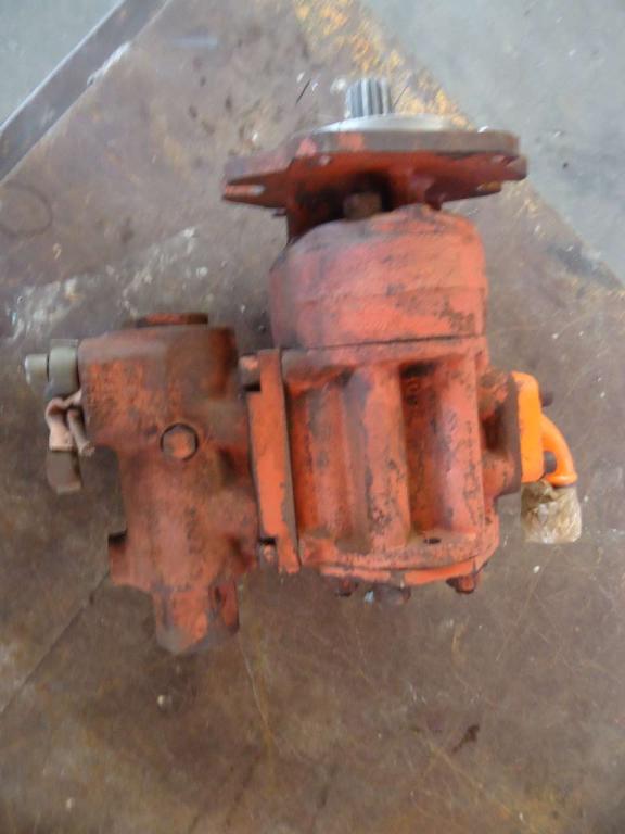Bomba hidráulica para Fiat Kobelco W270 - CODICE 76044270 Foto 2