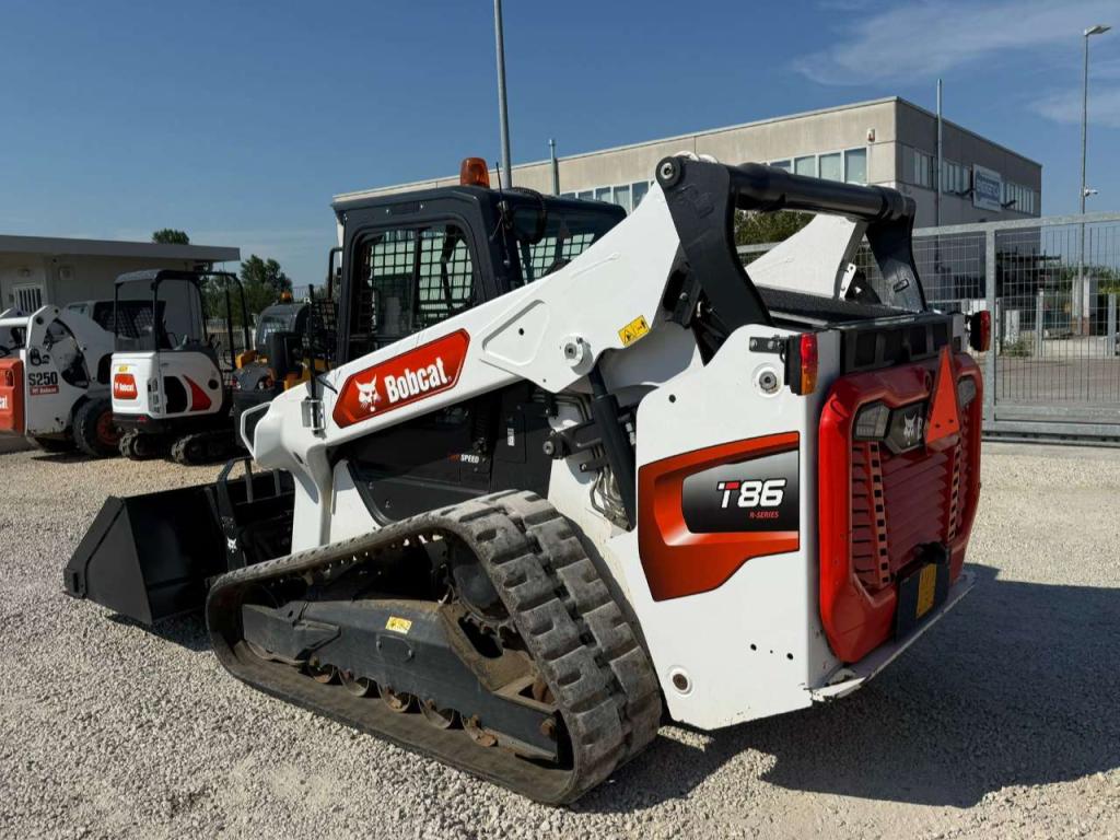 Bobcat T86 Foto 2