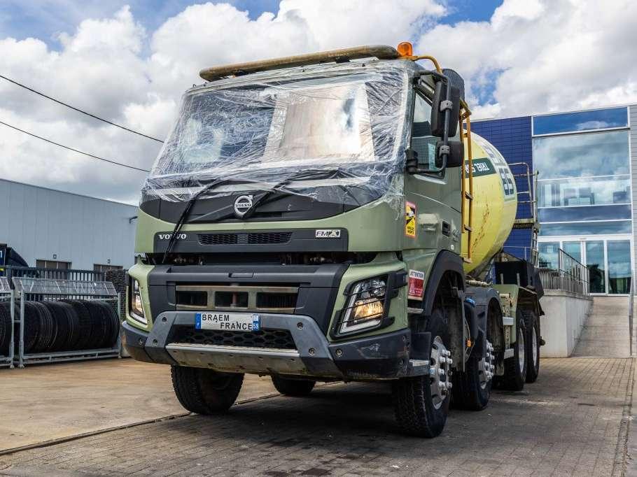 Volvo FMX 410+LIEBHERR Foto 8