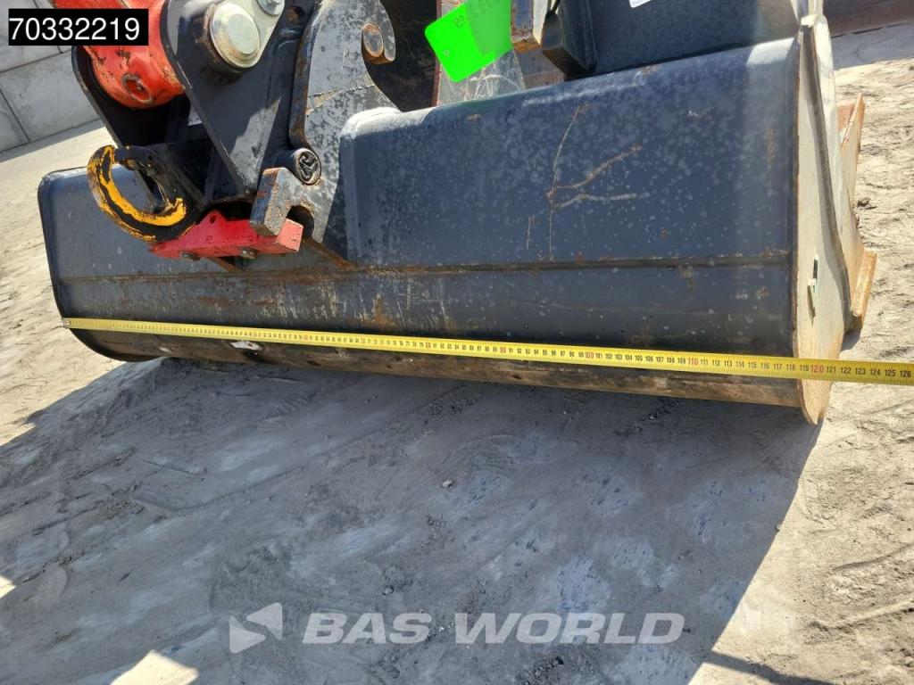 Kubota U36 -4 3 Buckets - Like New! Foto 17