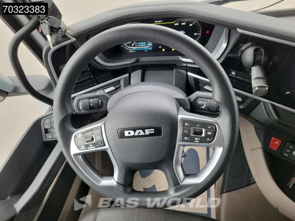 Daf XG 530 4X2 ADR! Retarder 2xTanks Alcoa's Standklima ACC Foto 22