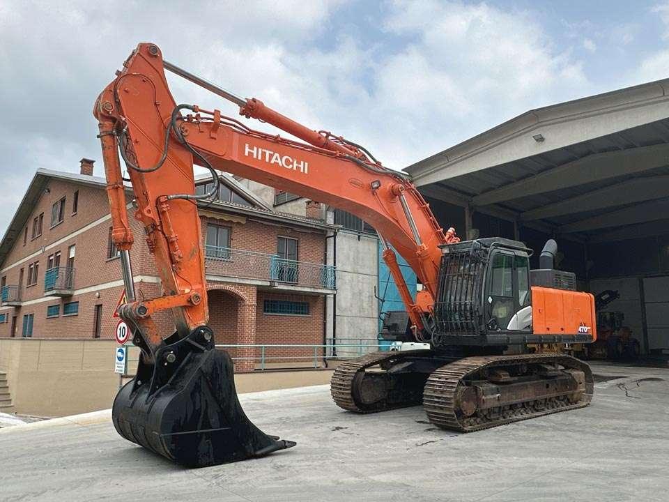 Hitachi ZX470LCH-5B Foto 1