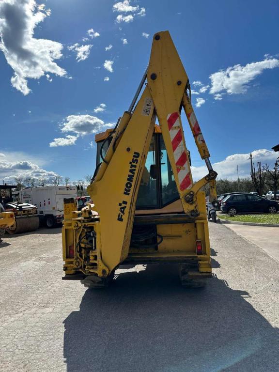 Komatsu WB97R Foto 16