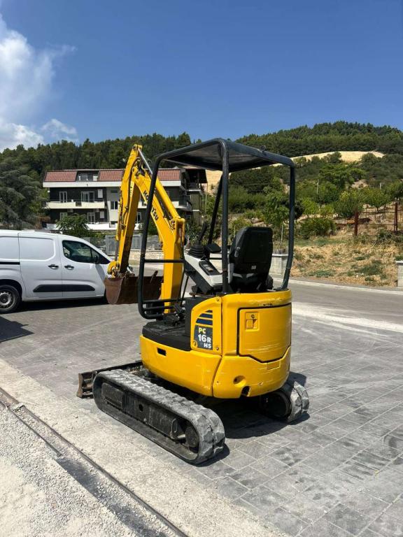 Komatsu PC 16R-3HS Foto 4