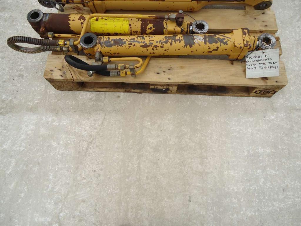 Cilndro de levantamiento para Fiat Allis FL4M e FL4L Foto 7