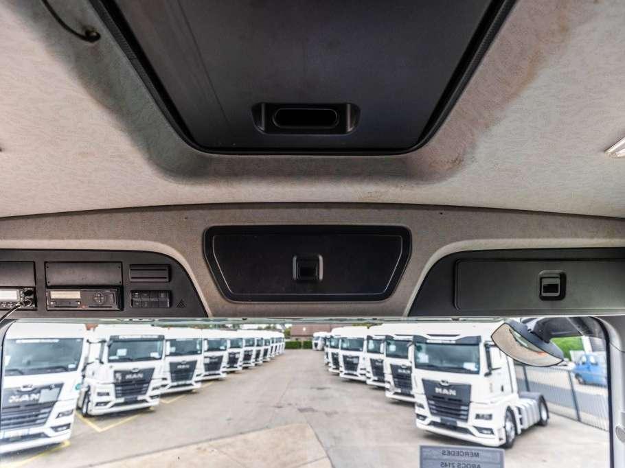 Mercedes-Benz AROCS 2145 - 4X4 Foto 16
