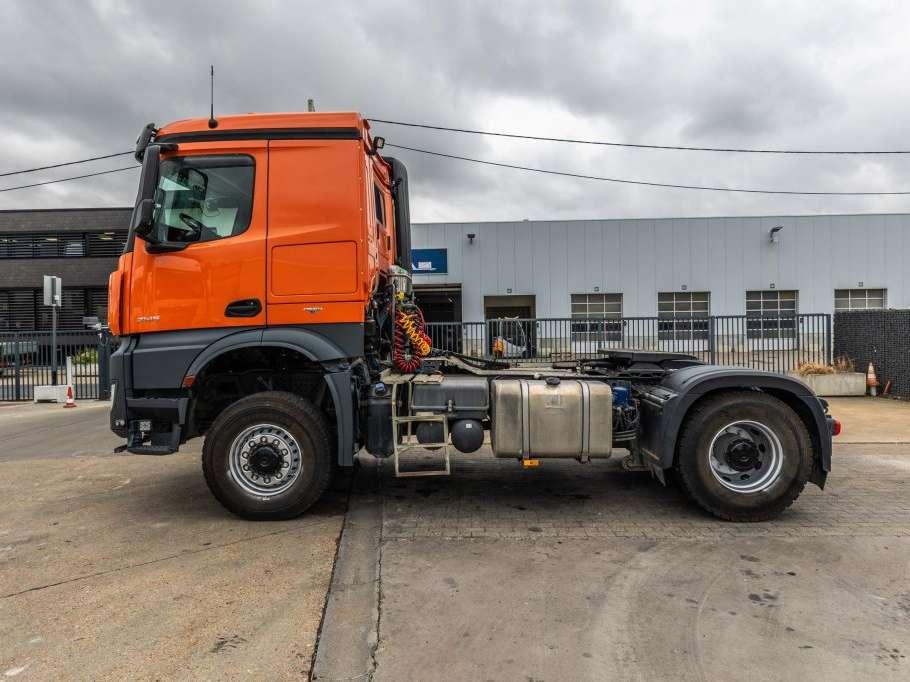 Mercedes-Benz AROCS 2145 - 4X4 Foto 7