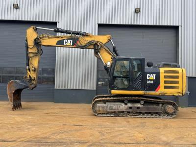 Caterpillar 323E vendida por Big Machinery