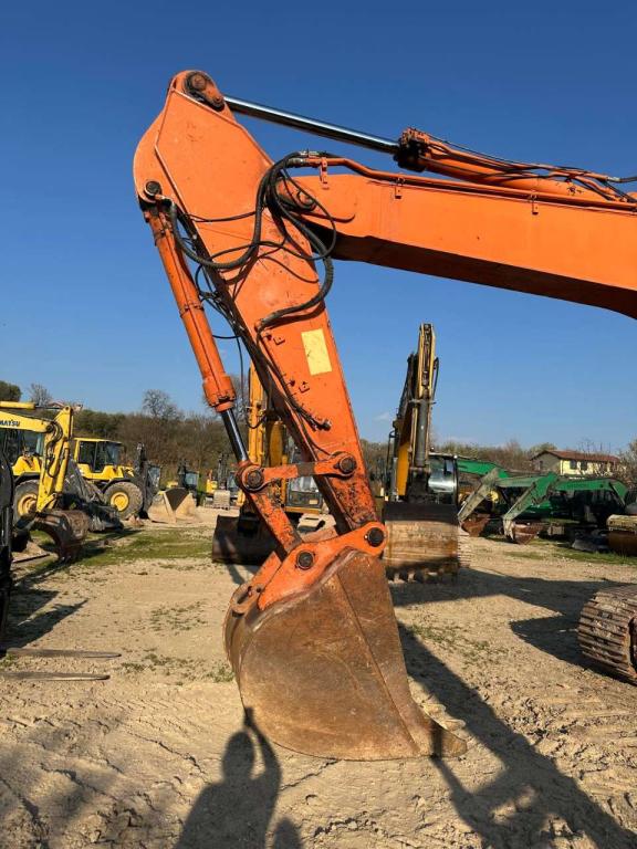 Hitachi ZX350LCN Foto 4