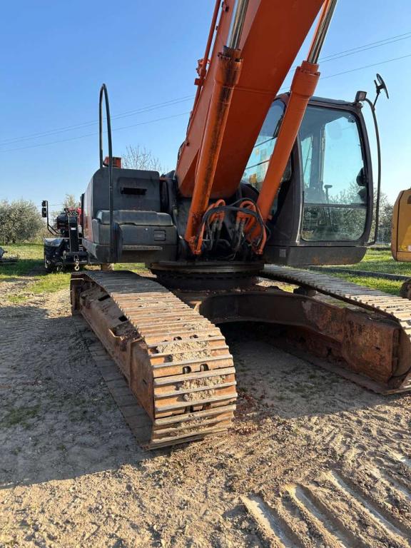 Hitachi ZX350LCN Foto 5