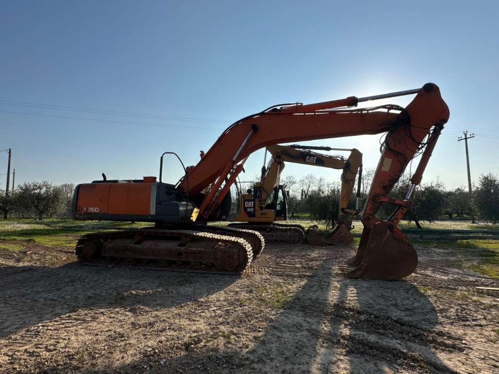 Hitachi ZX350LCN Foto 7