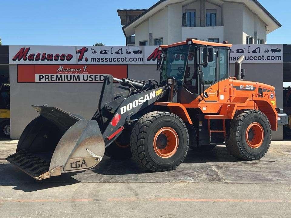 Doosan DL250-5 Foto 1
