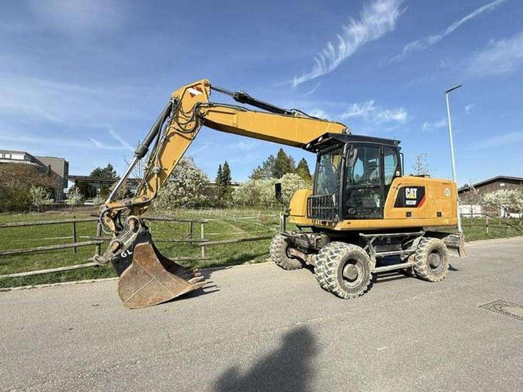 Caterpillar M320F Foto 1