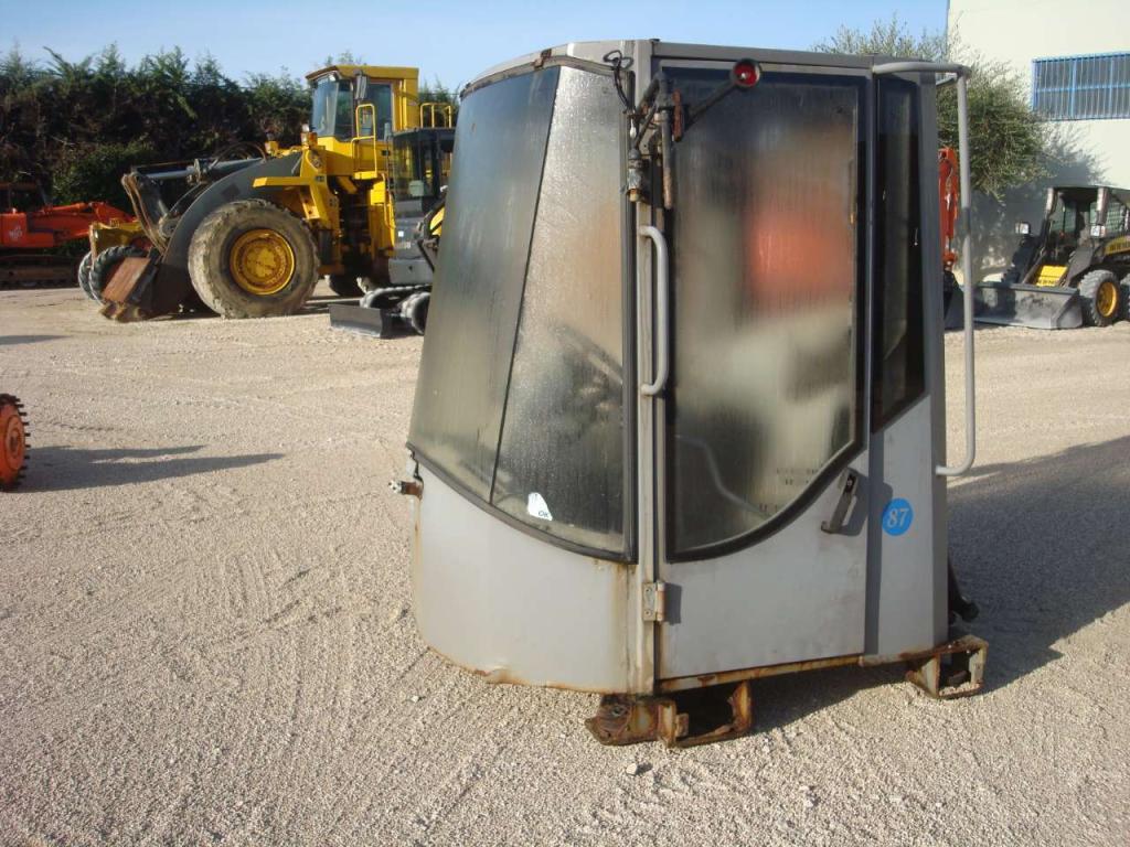 Cabina para Hitachi LX290 Foto 1