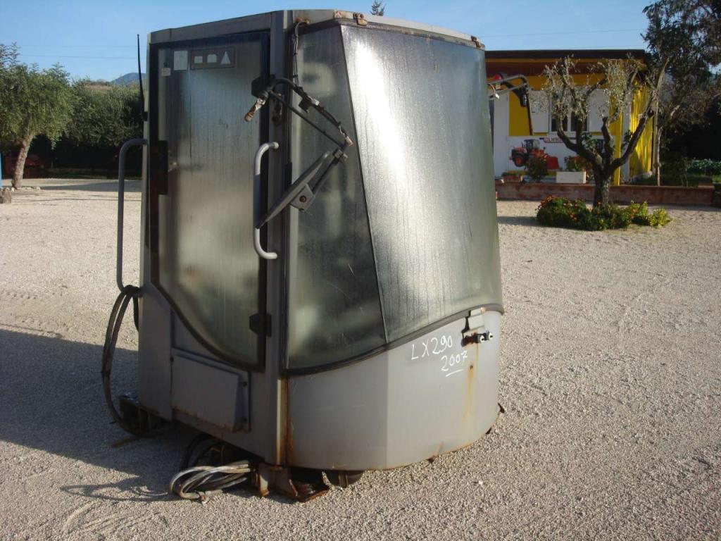 Cabina para Hitachi LX290 Foto 2