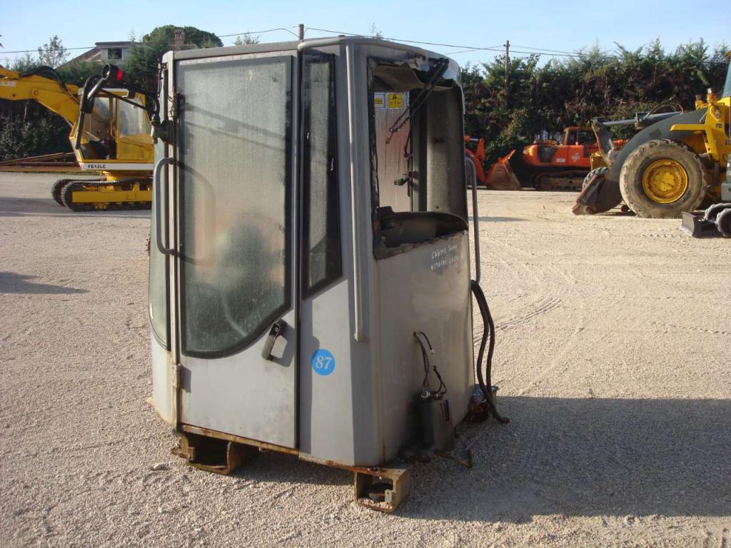 Cabina para Hitachi LX290 Foto 5