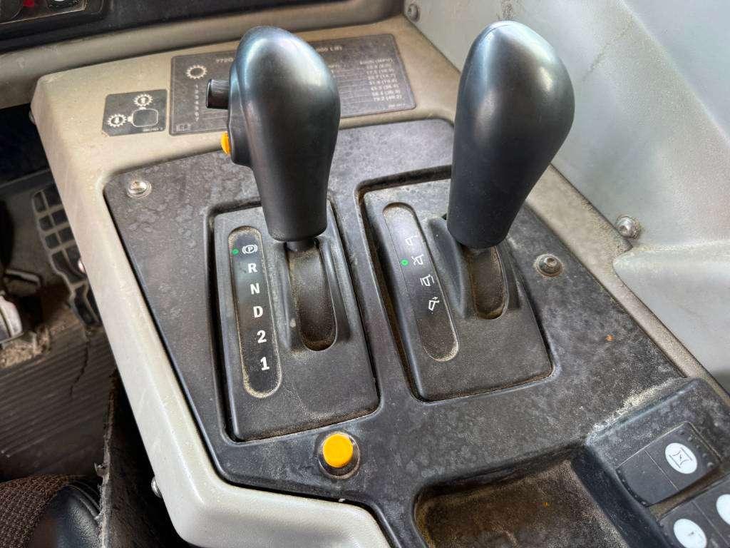 Caterpillar 772G - Automatic Greasing / Body Heating Foto 10