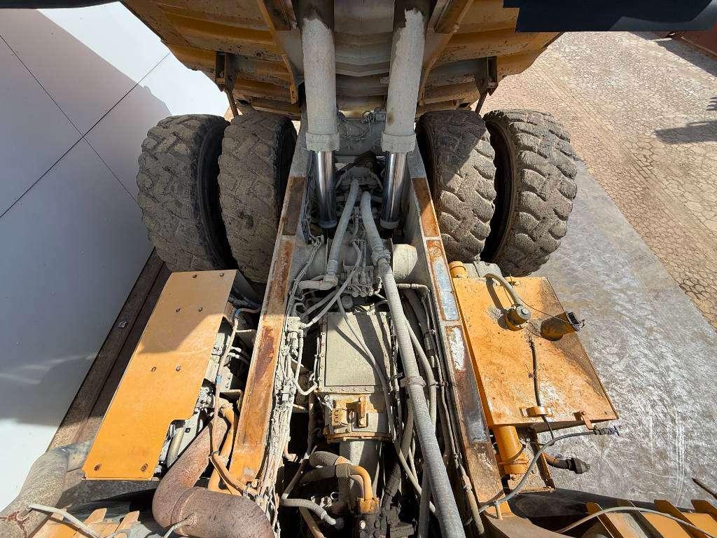 Caterpillar 772G - Automatic Greasing / Body Heating Foto 26