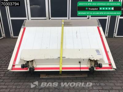 Bär Cargolift Trampilla elevadora vendida por BAS World B.V.