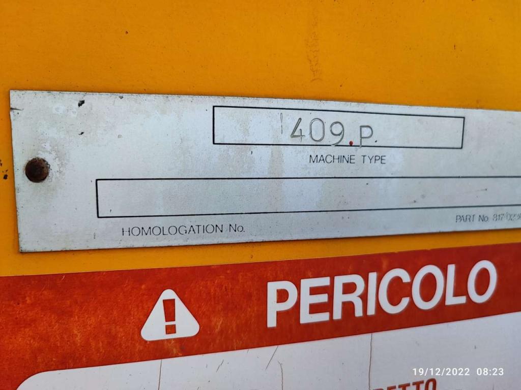 JCB 409 Foto 3