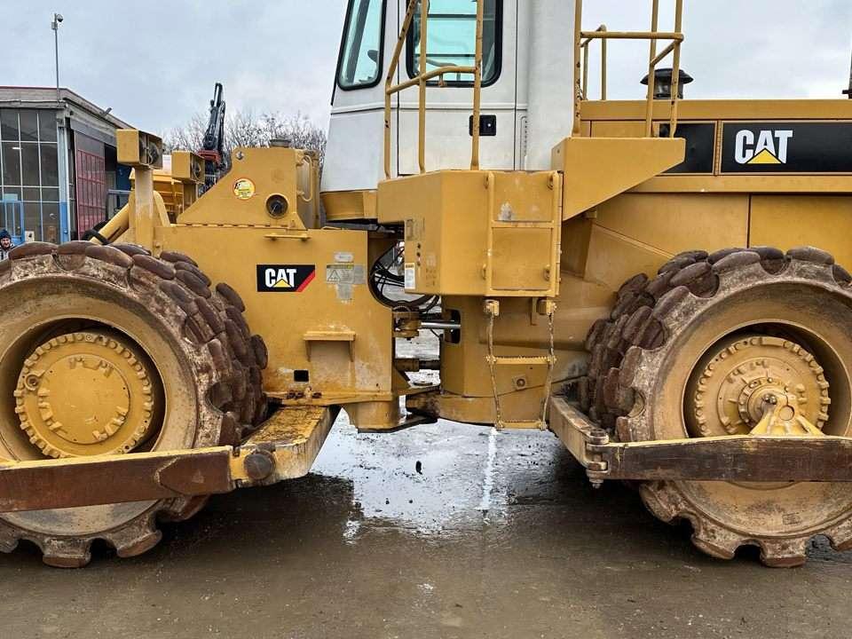 Caterpillar 825C Foto 4