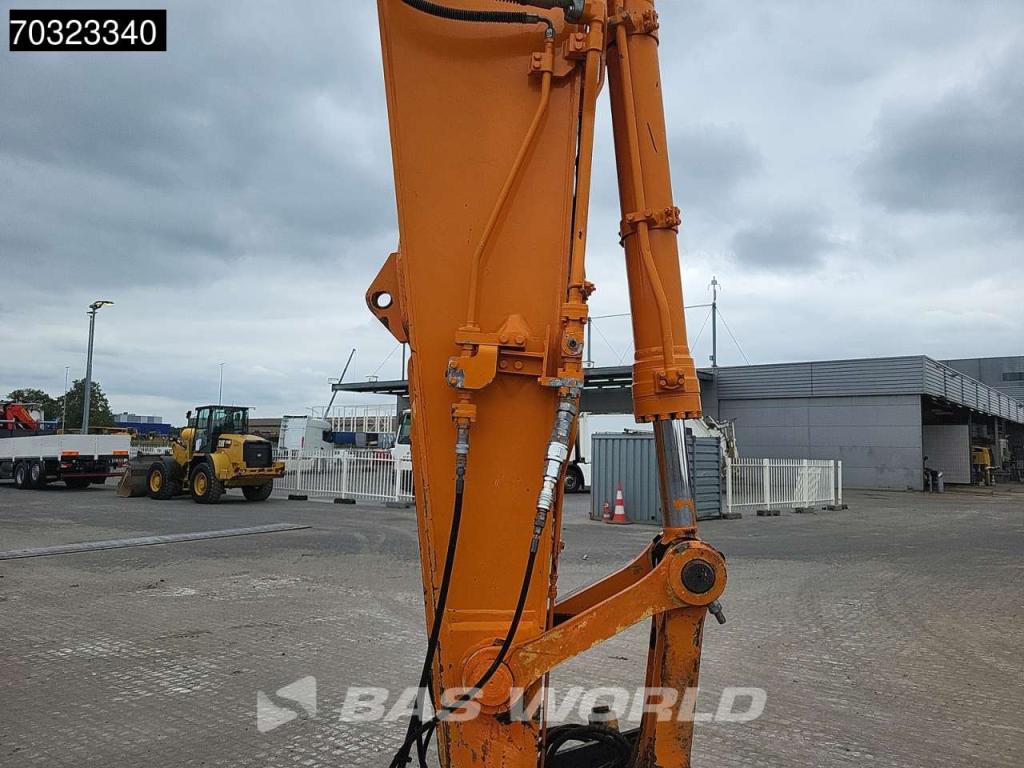 Komatsu PC240 LC-10 Foto 11