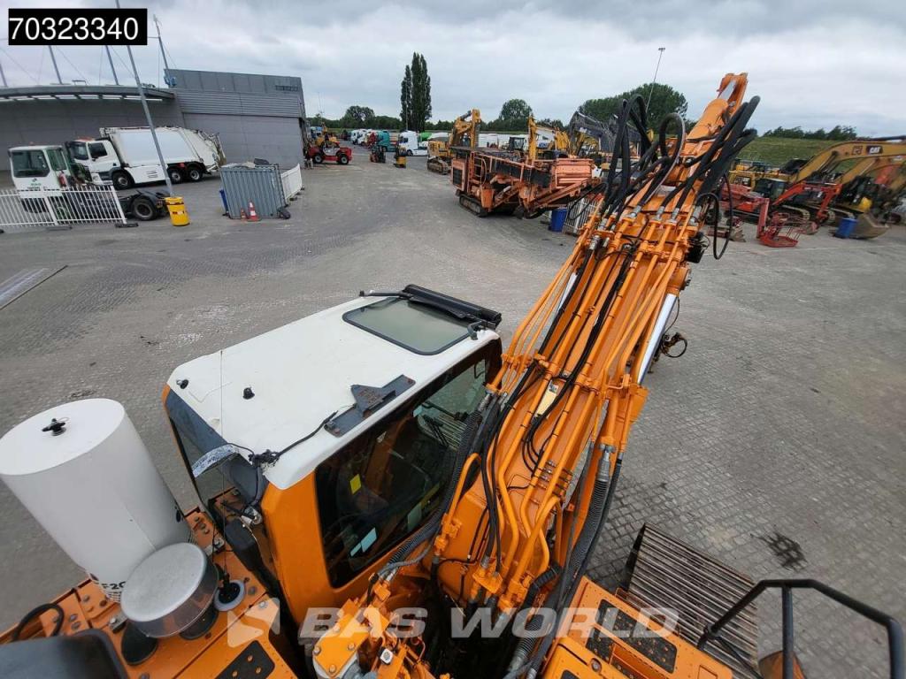 Komatsu PC240 LC-10 Foto 24