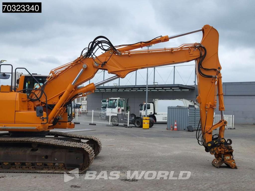 Komatsu PC240 LC-10 Foto 7