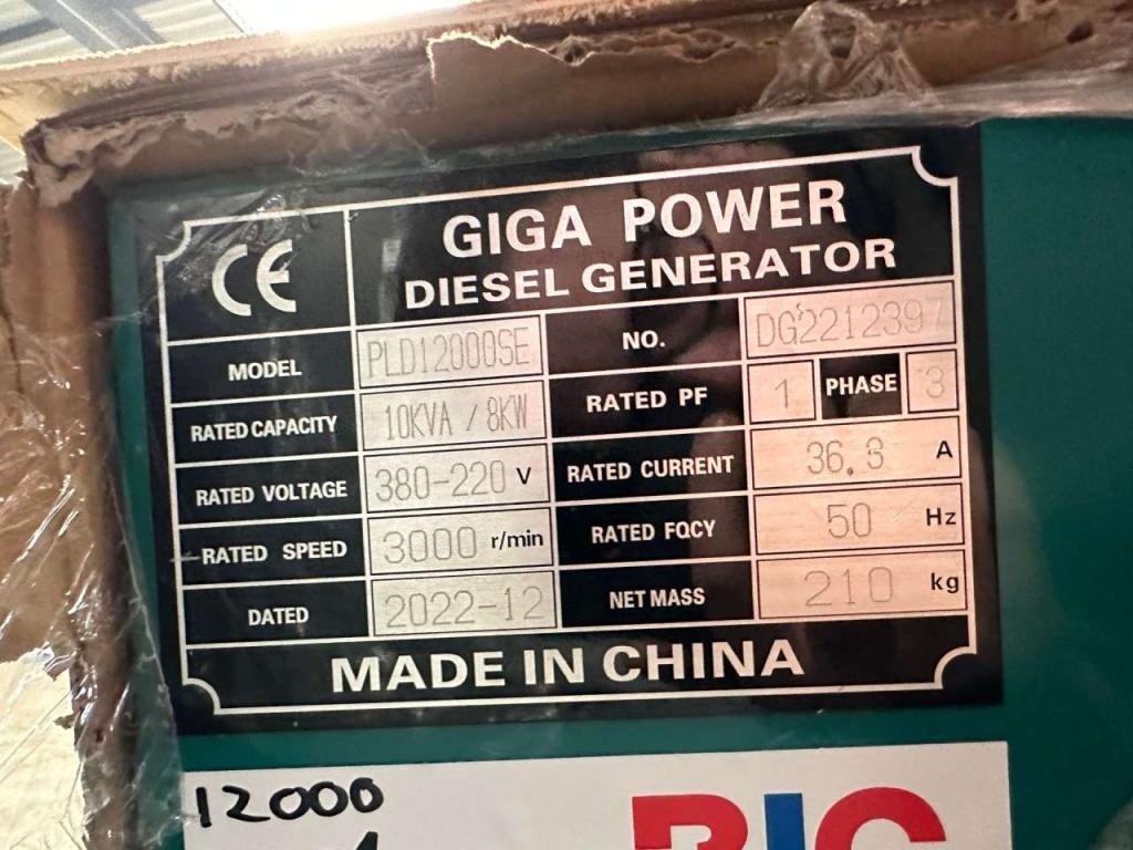 Giga Power PLD12000SE 10 kVA silent generator Foto 11
