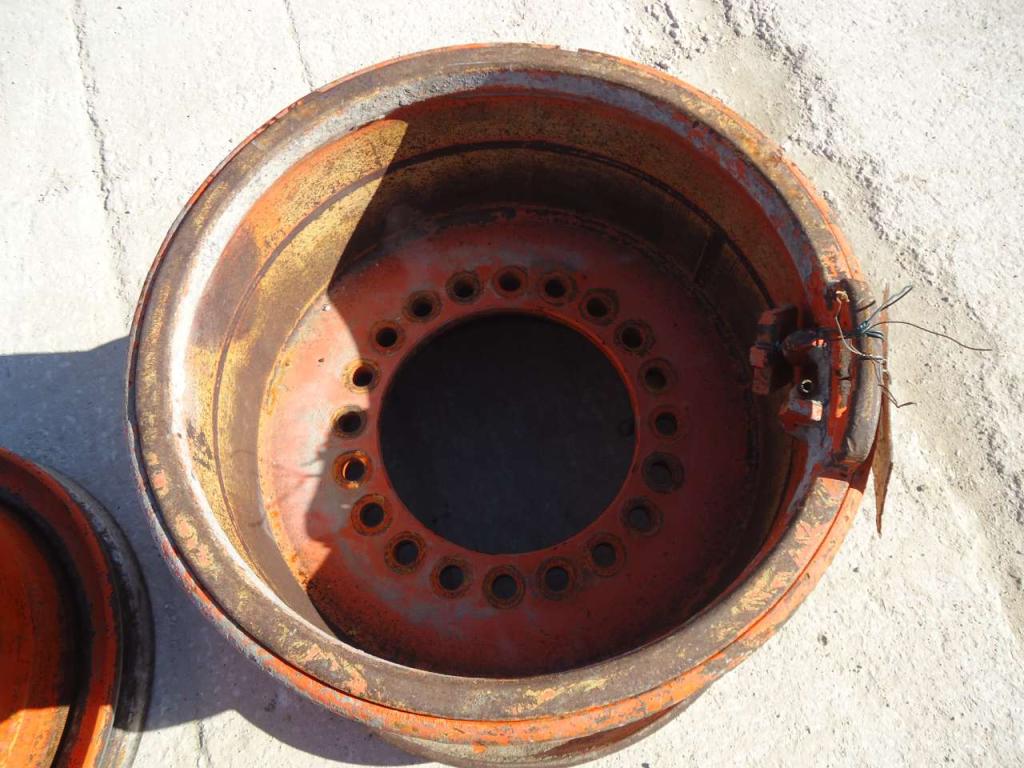 Llanta para Fiat Kobelco W270 Foto 2