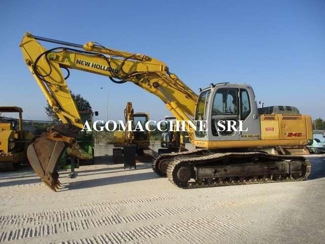 New Holland E245B Foto 2