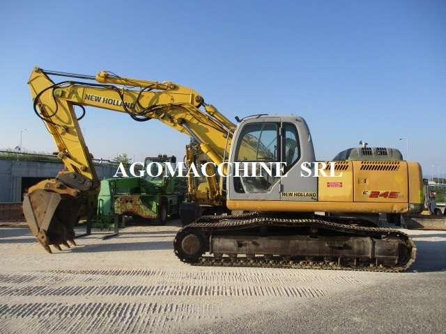 New Holland E245B Foto 3