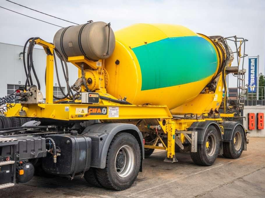 Cifa BETON MIXER/MALAXEUR/MISCHER10M3 Foto 1