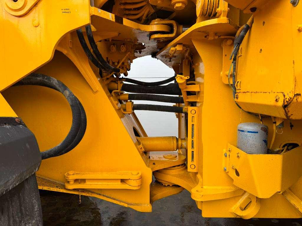Volvo L150H - High-tip Bucket / Backup Camera Foto 19