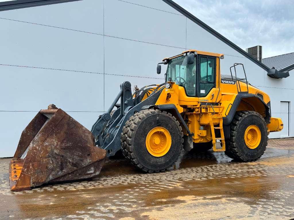 Volvo L150H - High-tip Bucket / Backup Camera Foto 2
