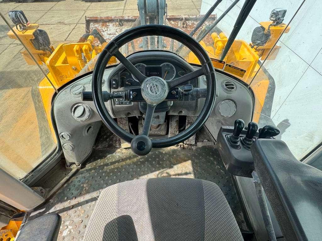 Volvo L150H - High-tip Bucket / Backup Camera Foto 9