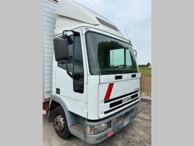 Iveco 75E15 Foto 1