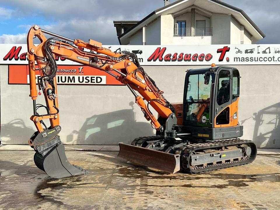 Doosan DX85R-3 Foto 1