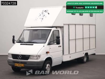 Mercedes-Benz Sprinter 412 D Dubbellucht Paardenwagen Horsetruck Pferdenwagen vendida por BAS World B.V.
