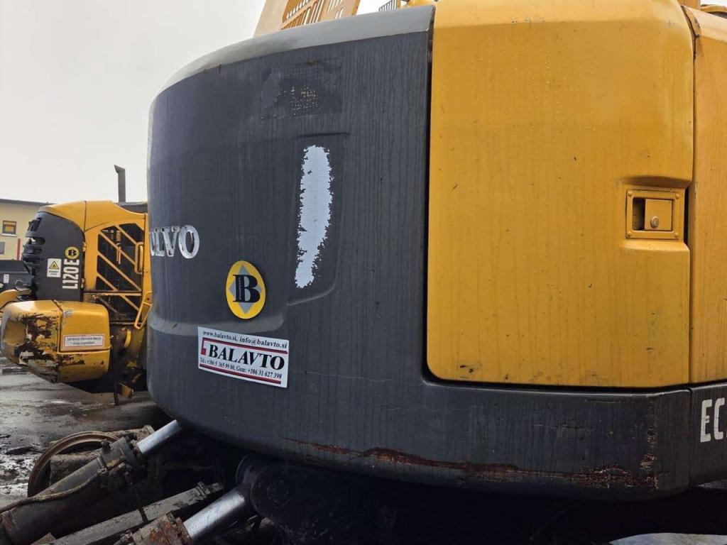 Volvo counterweight 14576476 for Volvo ECR235C L Foto 4